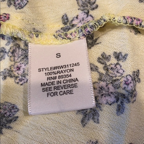 ULTRA FLIRT WOMEN'S FLORAL TOP YELLOW SIZE SMALL - Picture 5 of 5